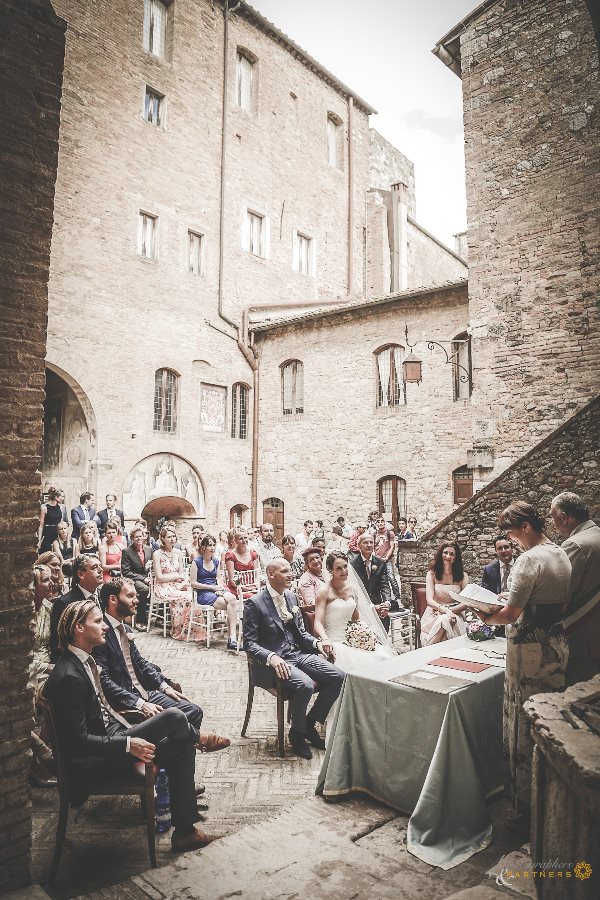 wedding_photographer_san_gimignano_09.jpg