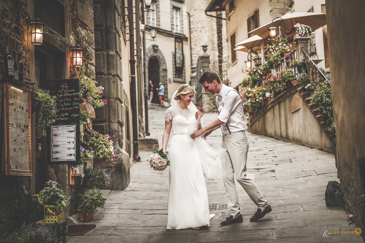 photo_weddings_villa_s_crispolto_11.jpg