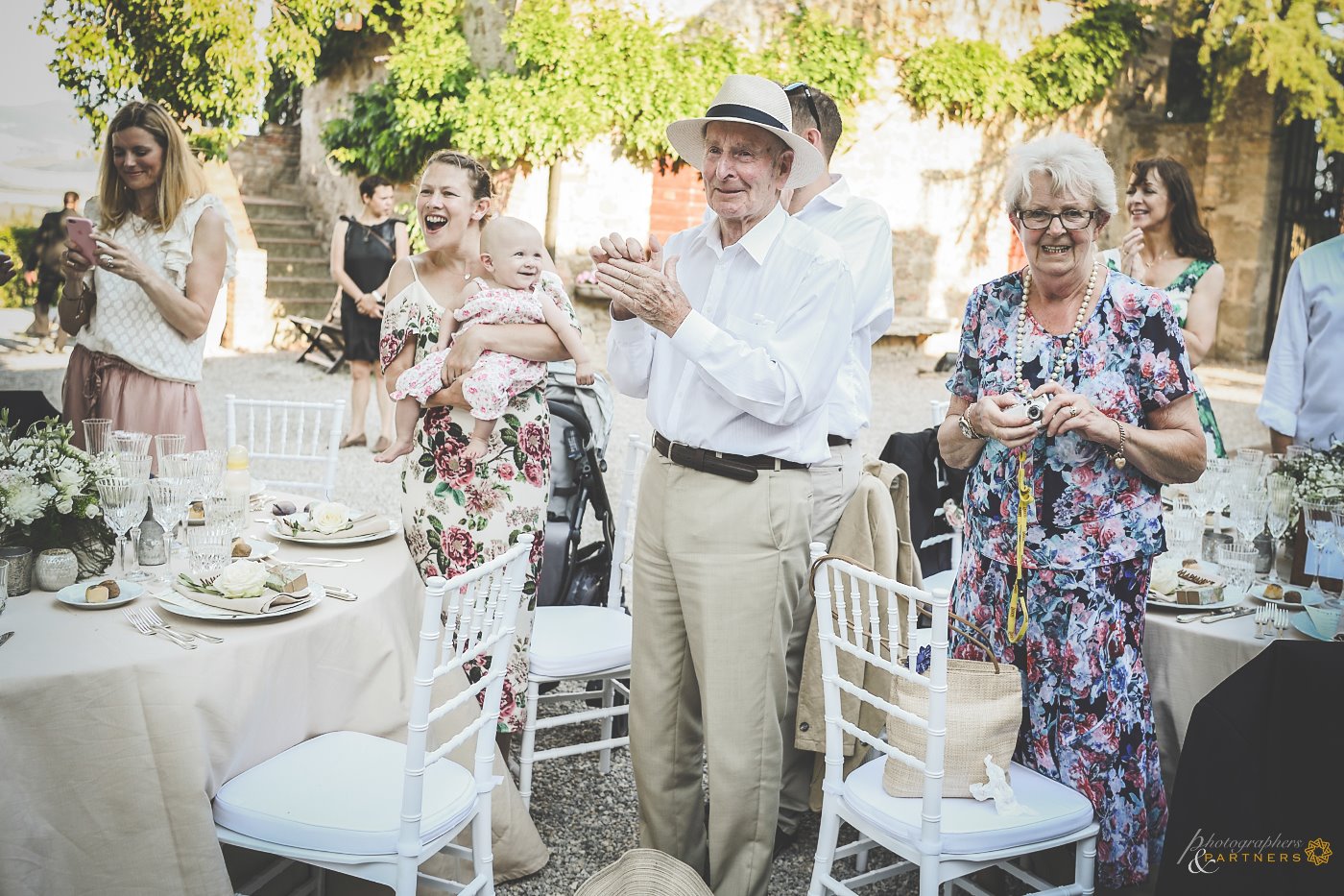 wedding_photos_borgo_castelvecchio_19.jpg