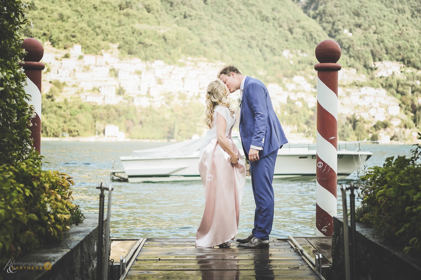 A kiss on the pier 💋