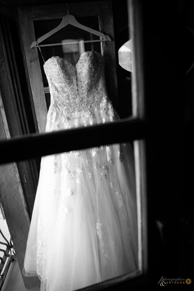 Dress of the bride.