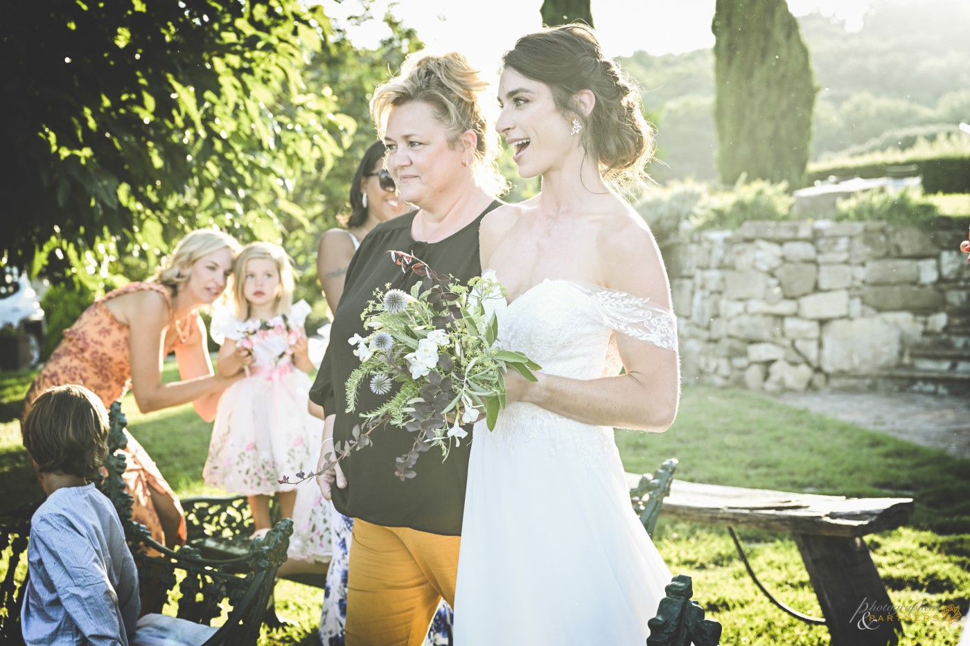 The bride coming
