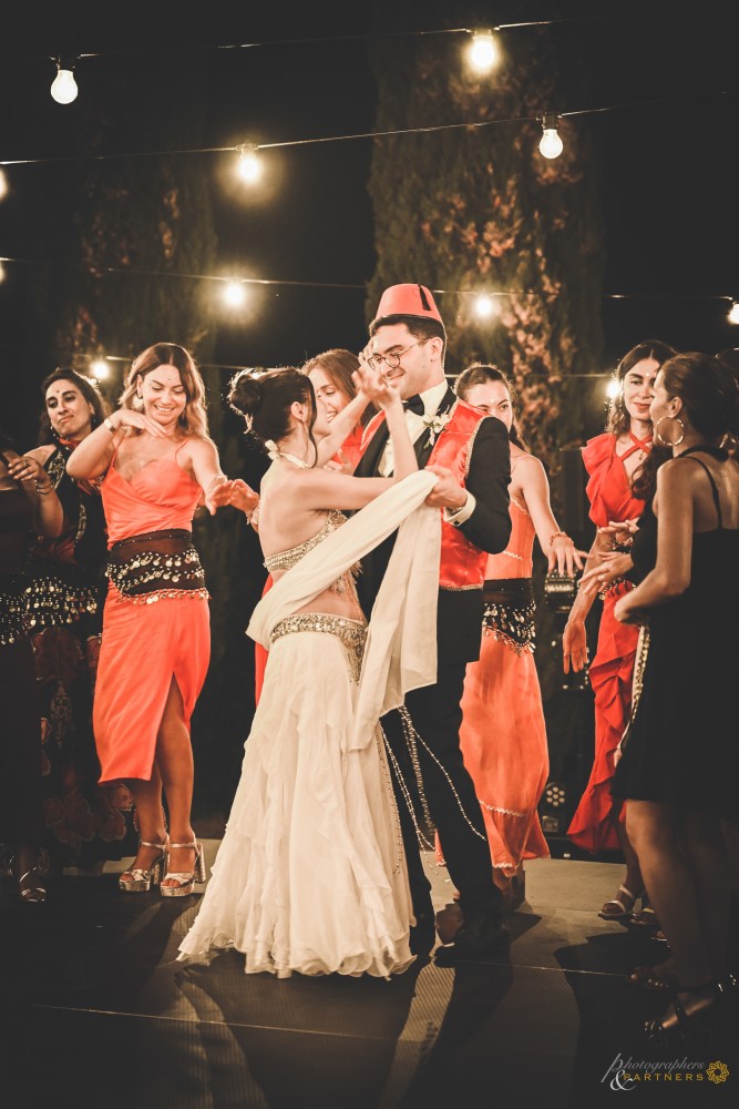 Bride & Groom dance