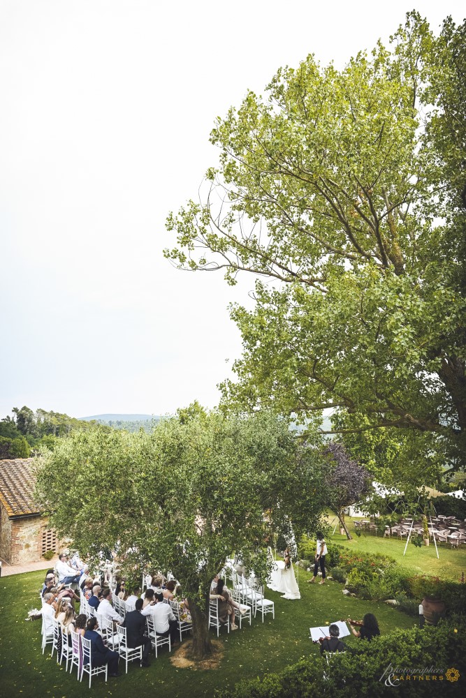 Ceremony setting