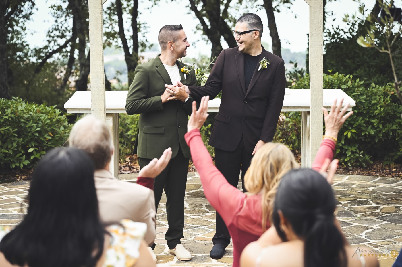 groom_and_groom_wedding_photos_10.jpg