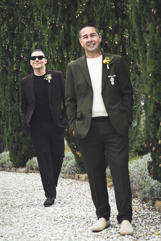 groom_and_groom_wedding_photos_17.jpg