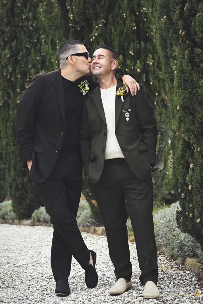 groom_and_groom_wedding_photos_18.jpg
