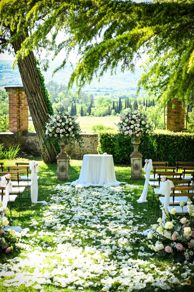 wedding-villa-cini-bucine-tuscany-photographers_01.jpg