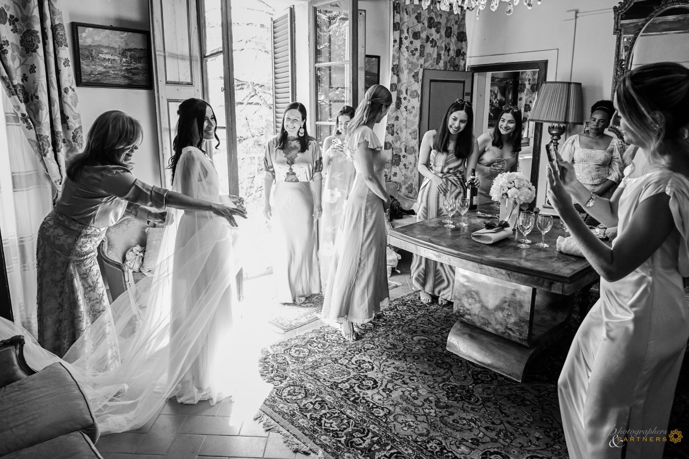 wedding-villa-cini-bucine-tuscany-photographers_04.jpg