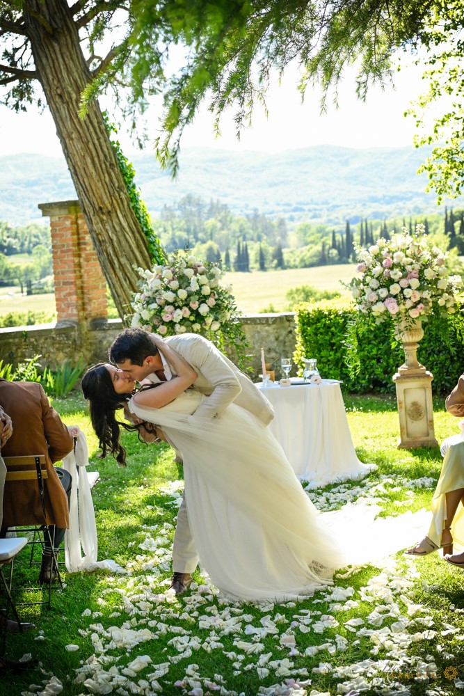 wedding-villa-cini-bucine-tuscany-photographers_22.jpg