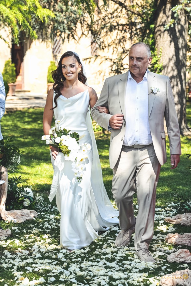 villa-cini-tuscan-wedding-016.jpg