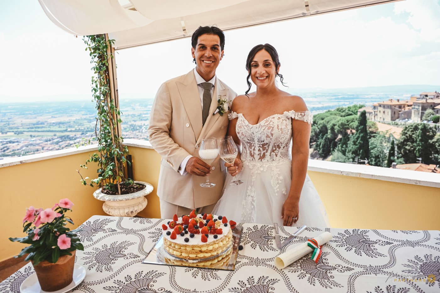 elope-in-tuscany-029.jpg