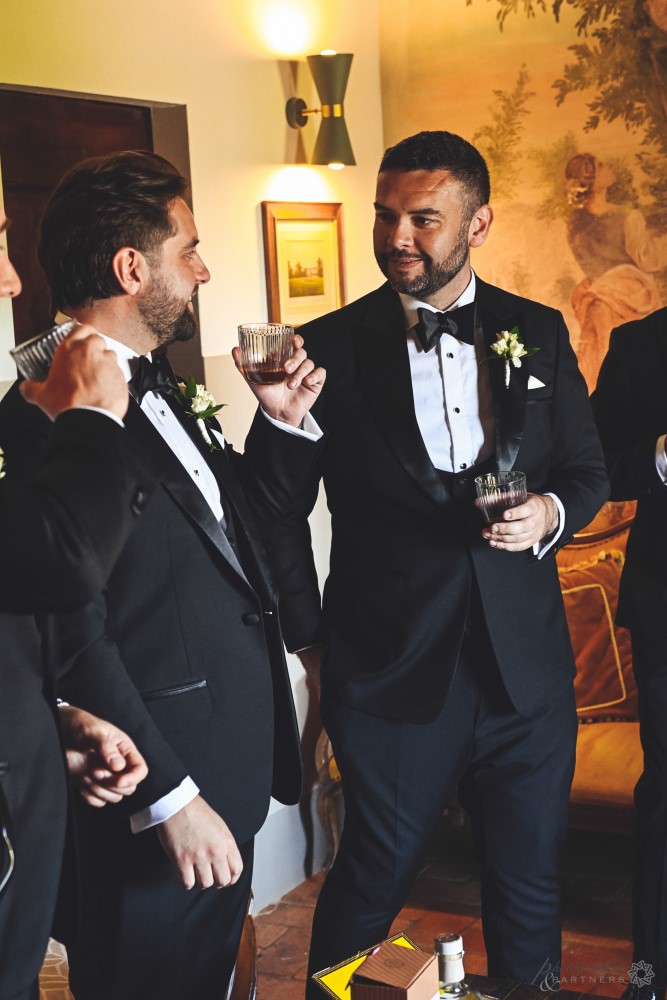 romantic-italian-weddings-villa-san-crispolto-007.jpg