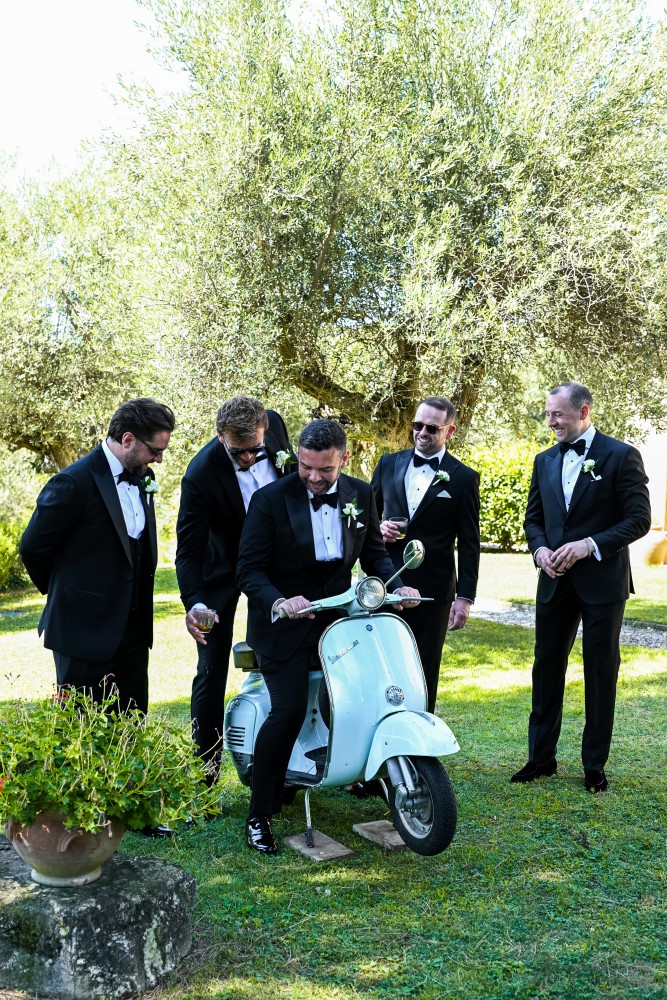 romantic-italian-weddings-villa-san-crispolto-009.jpg