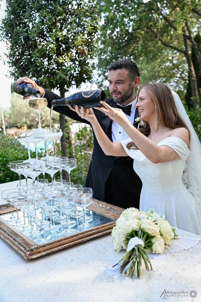 romantic-italian-weddings-villa-san-crispolto-030.jpg