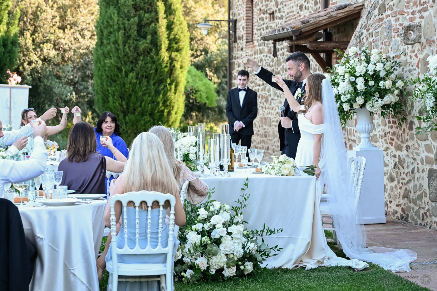 romantic-italian-weddings-villa-san-crispolto-034.jpg