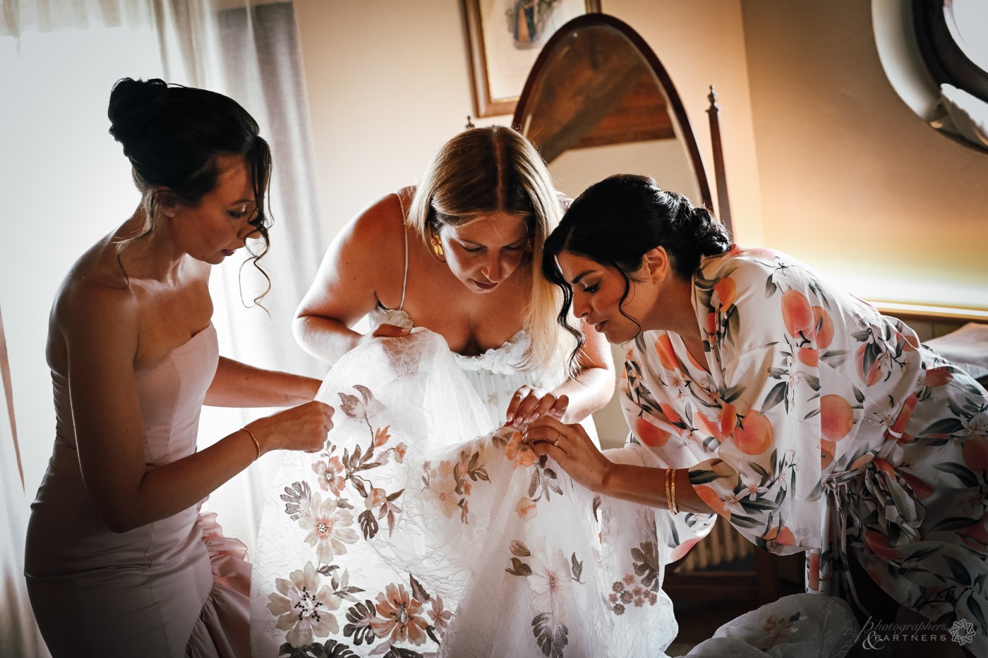 two-brides-wedding-005.jpg