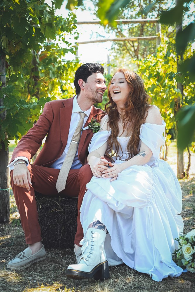 tuscany-elopement-photographer-cortona-couple-025.jpg