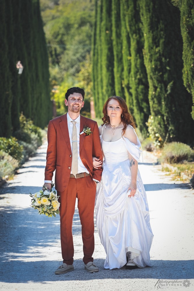 tuscany-elopement-photographer-cortona-couple-026.jpg