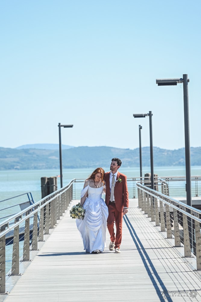 tuscany-elopement-photographer-cortona-couple-029.jpg