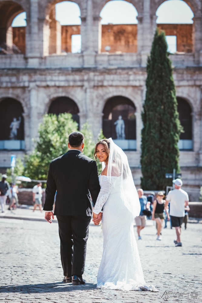 elopement-roma-colosseo-photographer-018.jpg