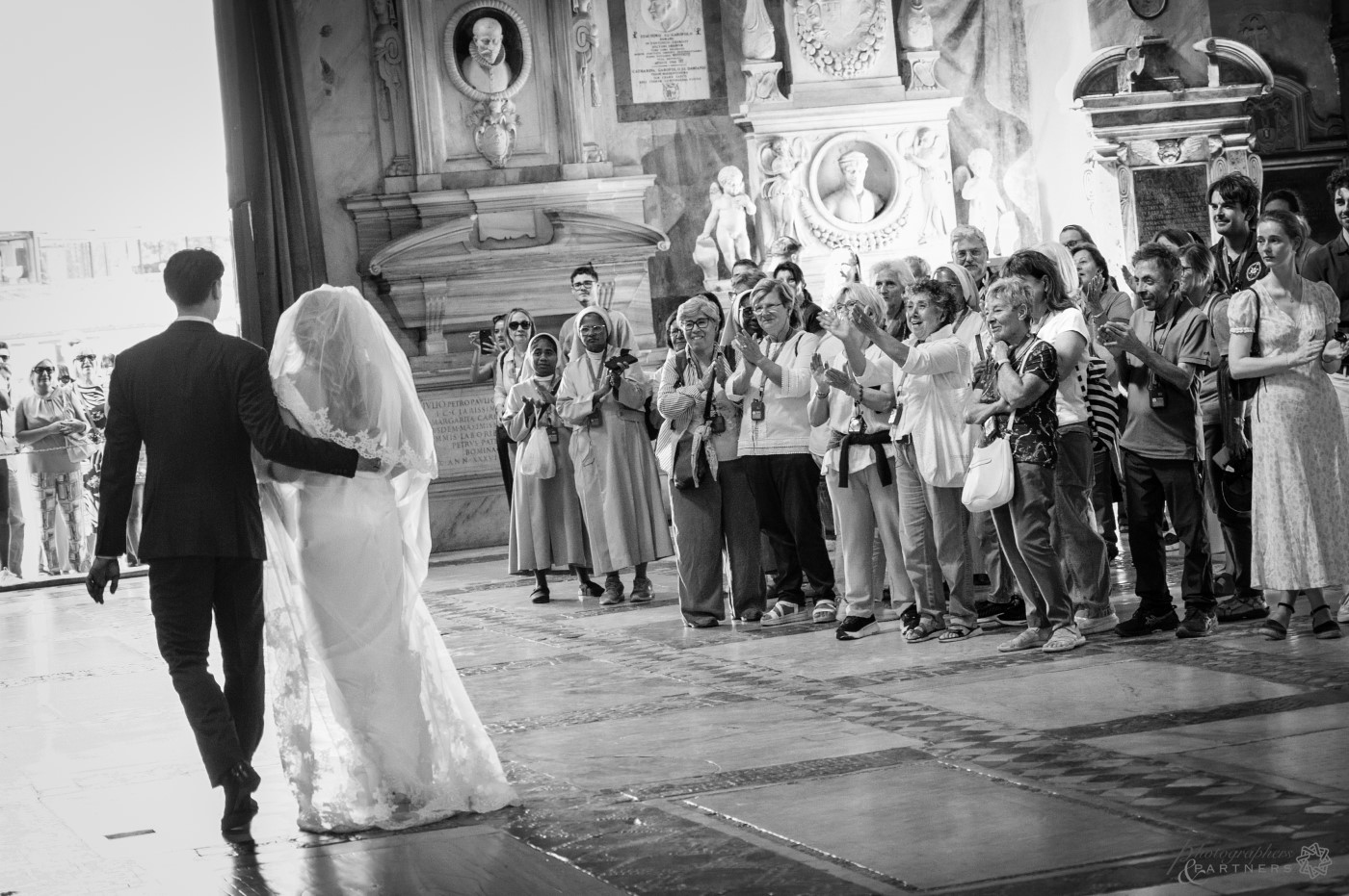 elopement-photographer-in-rome-012-2.jpg