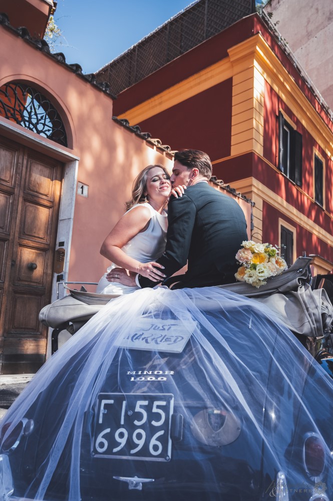 elopement-photographer-in-rome-027-2.jpg