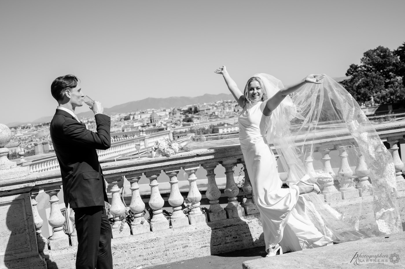 elopement-photographer-in-rome-028-2.jpg